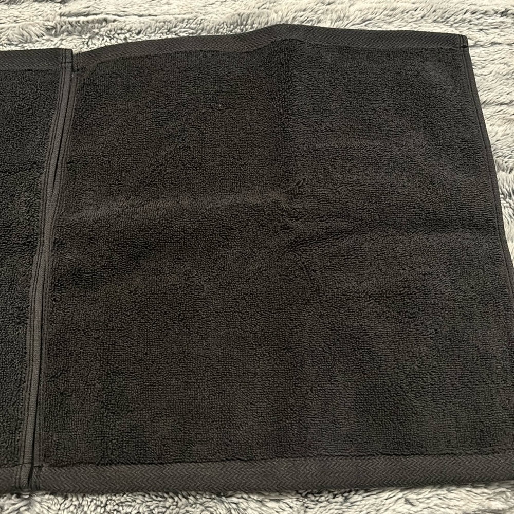 Crate & Barrel wash cloths 2 pieces NWT